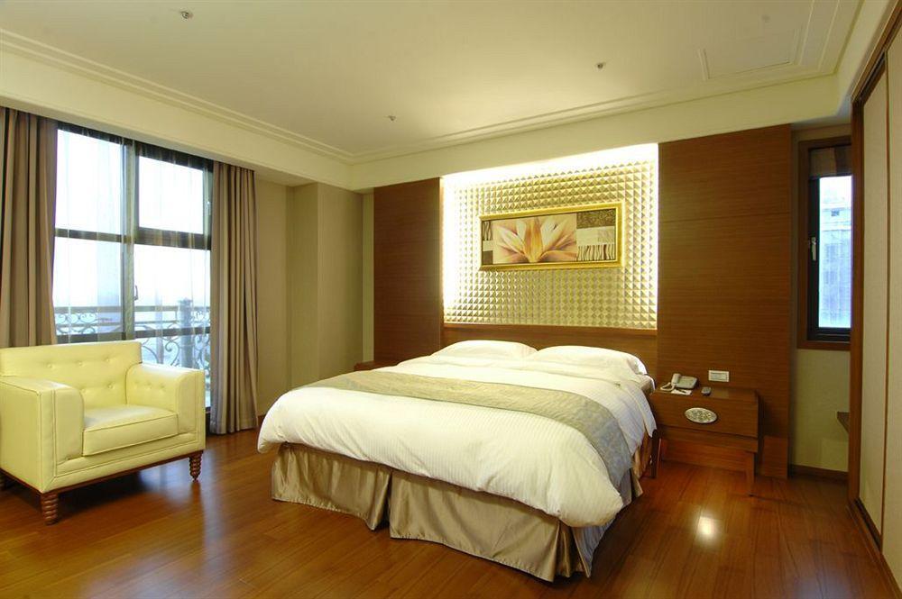 Fullon Hotel Taoyuan Eksteriør billede