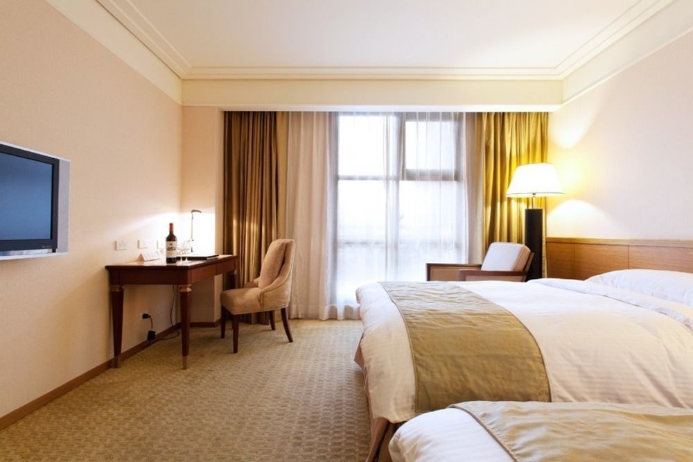 Fullon Hotel Taoyuan Eksteriør billede