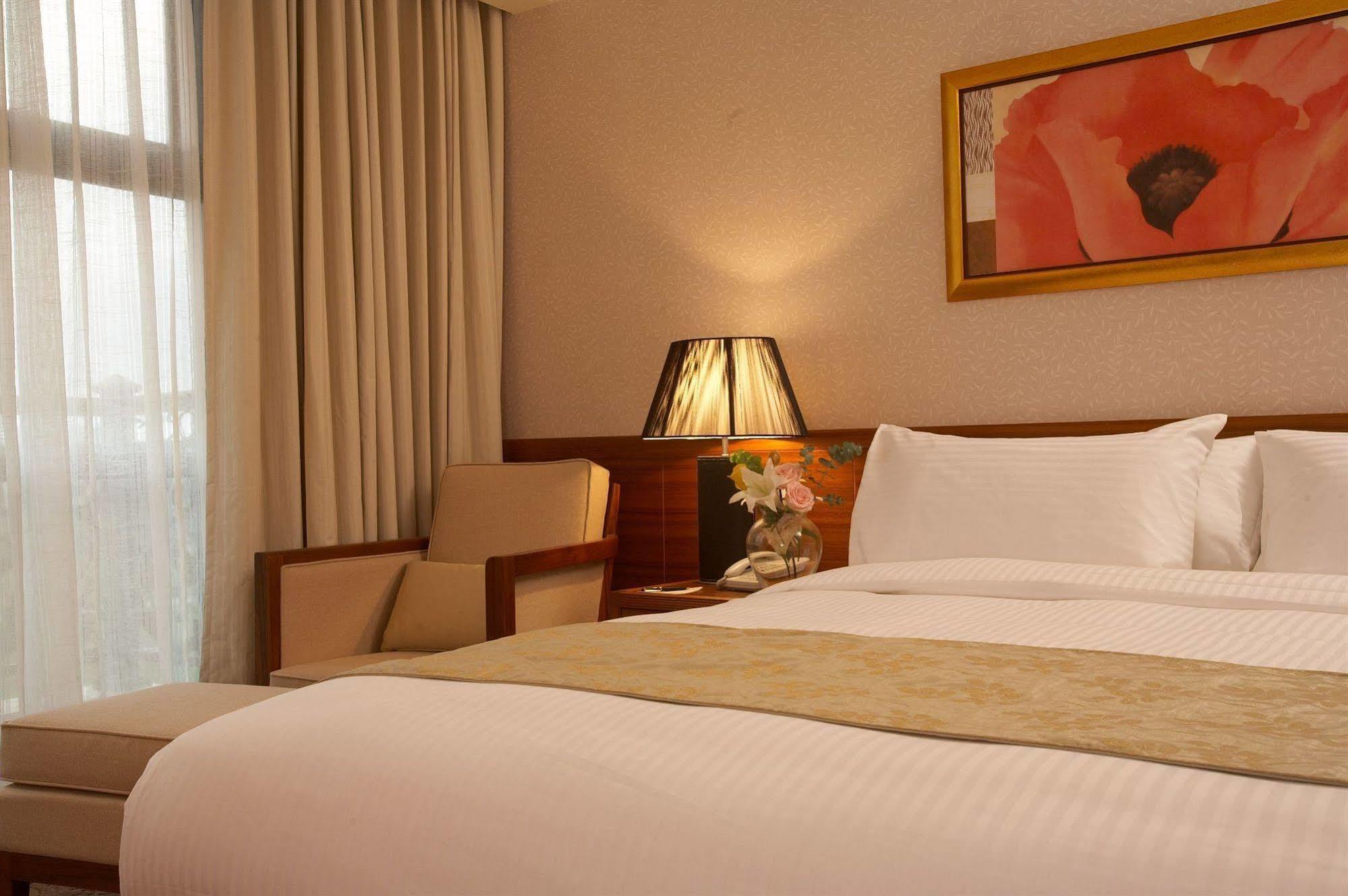 Fullon Hotel Taoyuan Eksteriør billede